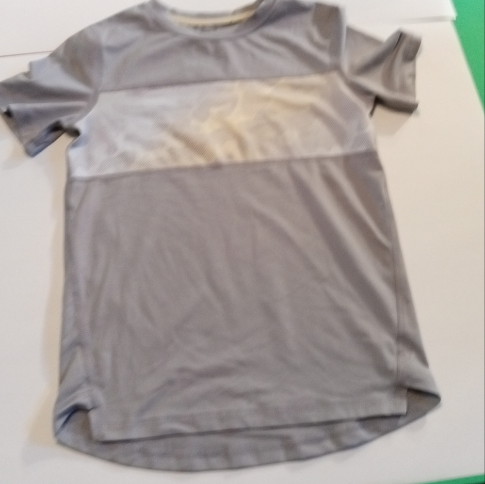 All in motion tee-shirt